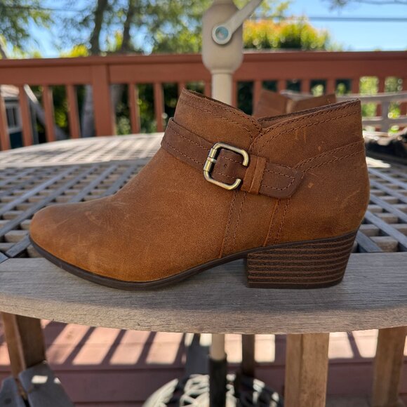 CLARKS Nubuck Ankle Booties - Picture 1 of 9